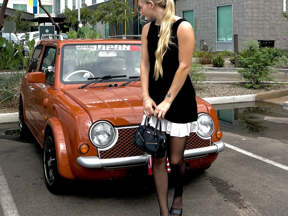 1989 Nissan Pao