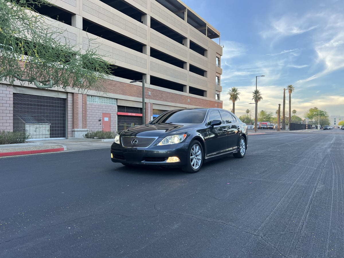 2007 Lexus LS460L