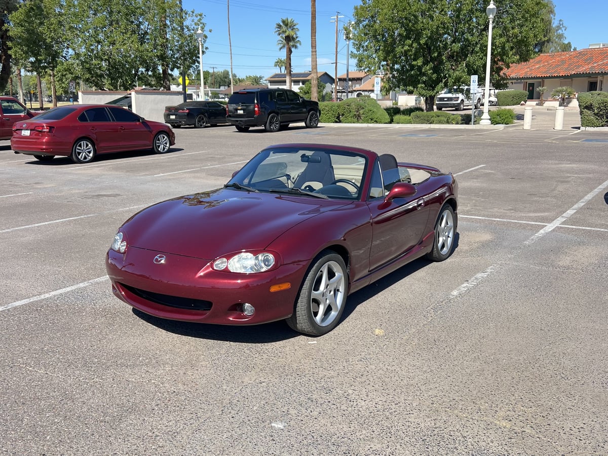 2003 Mazda Miata — photo 1